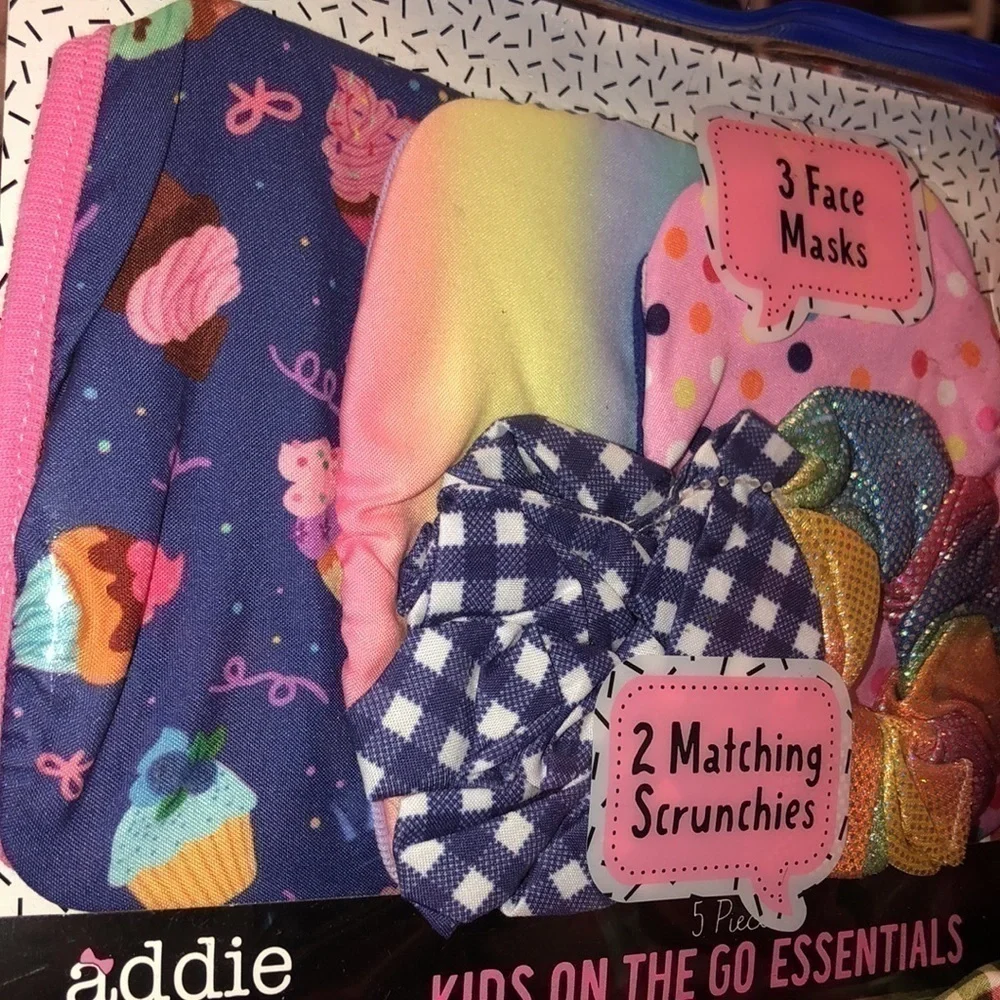 Addie & tate Washable Kids Face Mask and scrunchies with reusable pouch